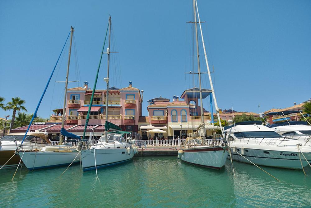 Apartamentos Torrevieja Puerto Buitenkant foto